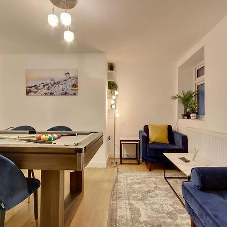 Southsea Getaway Apartment With Pool Table And Hot Tub 朴次茅斯 外观 照片