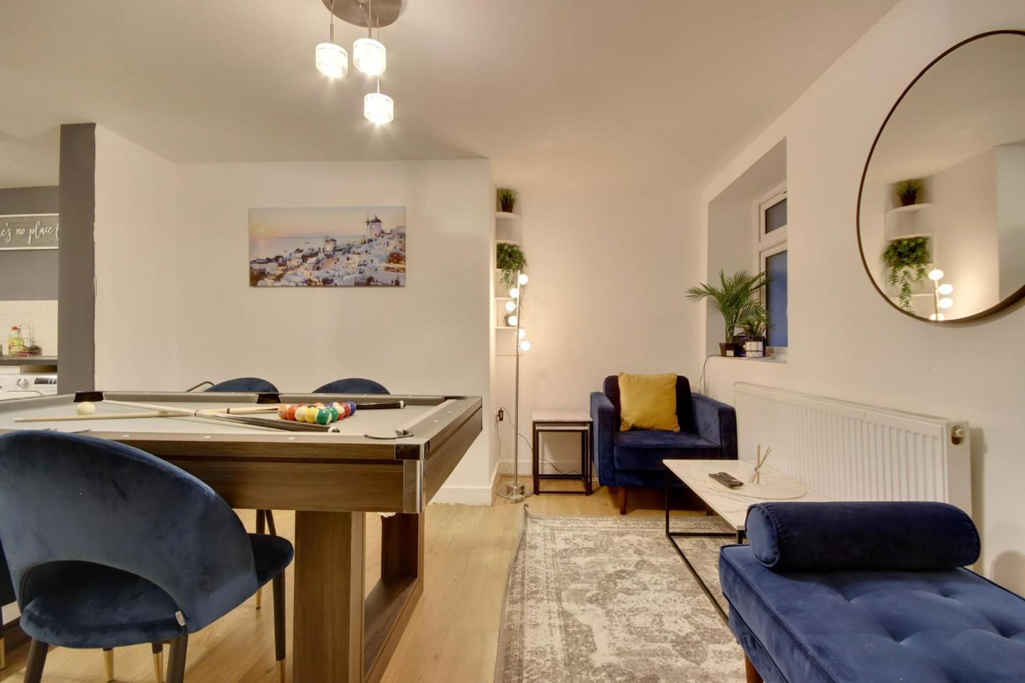 Southsea Getaway Apartment With Pool Table And Hot Tub 朴次茅斯 外观 照片
