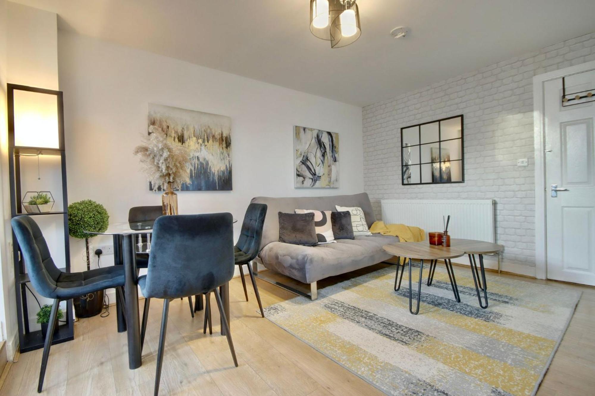 Southsea Getaway Apartment With Pool Table And Hot Tub 朴次茅斯 外观 照片