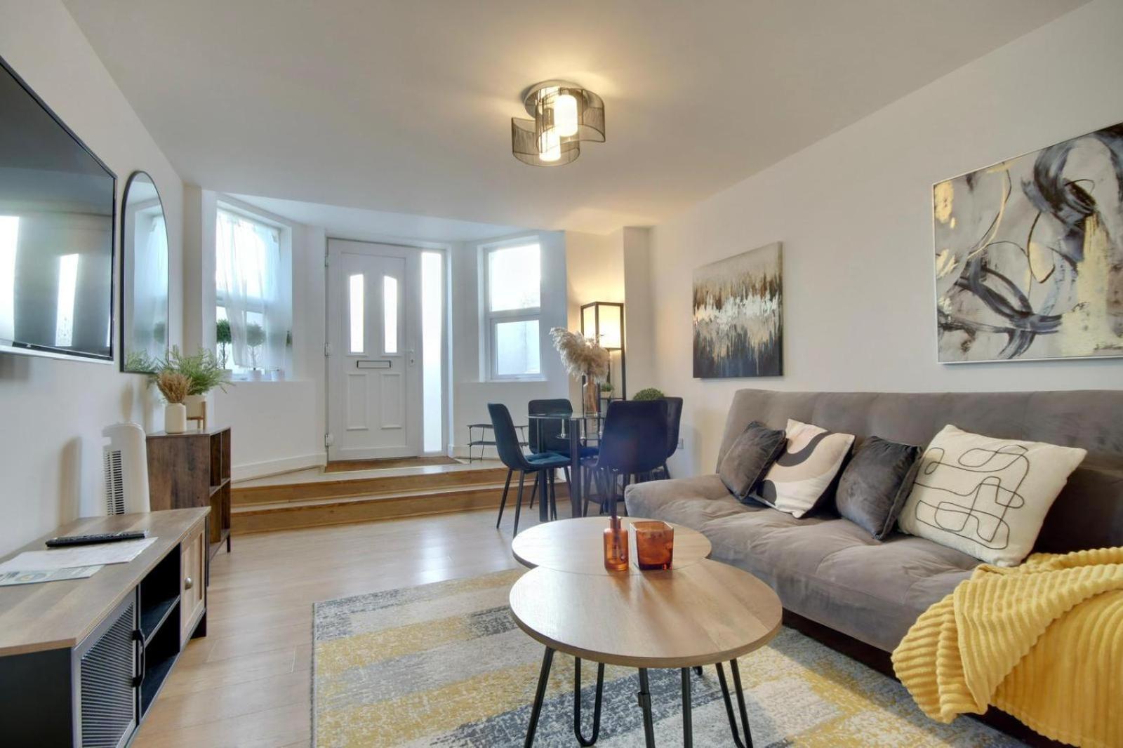 Southsea Getaway Apartment With Pool Table And Hot Tub 朴次茅斯 外观 照片
