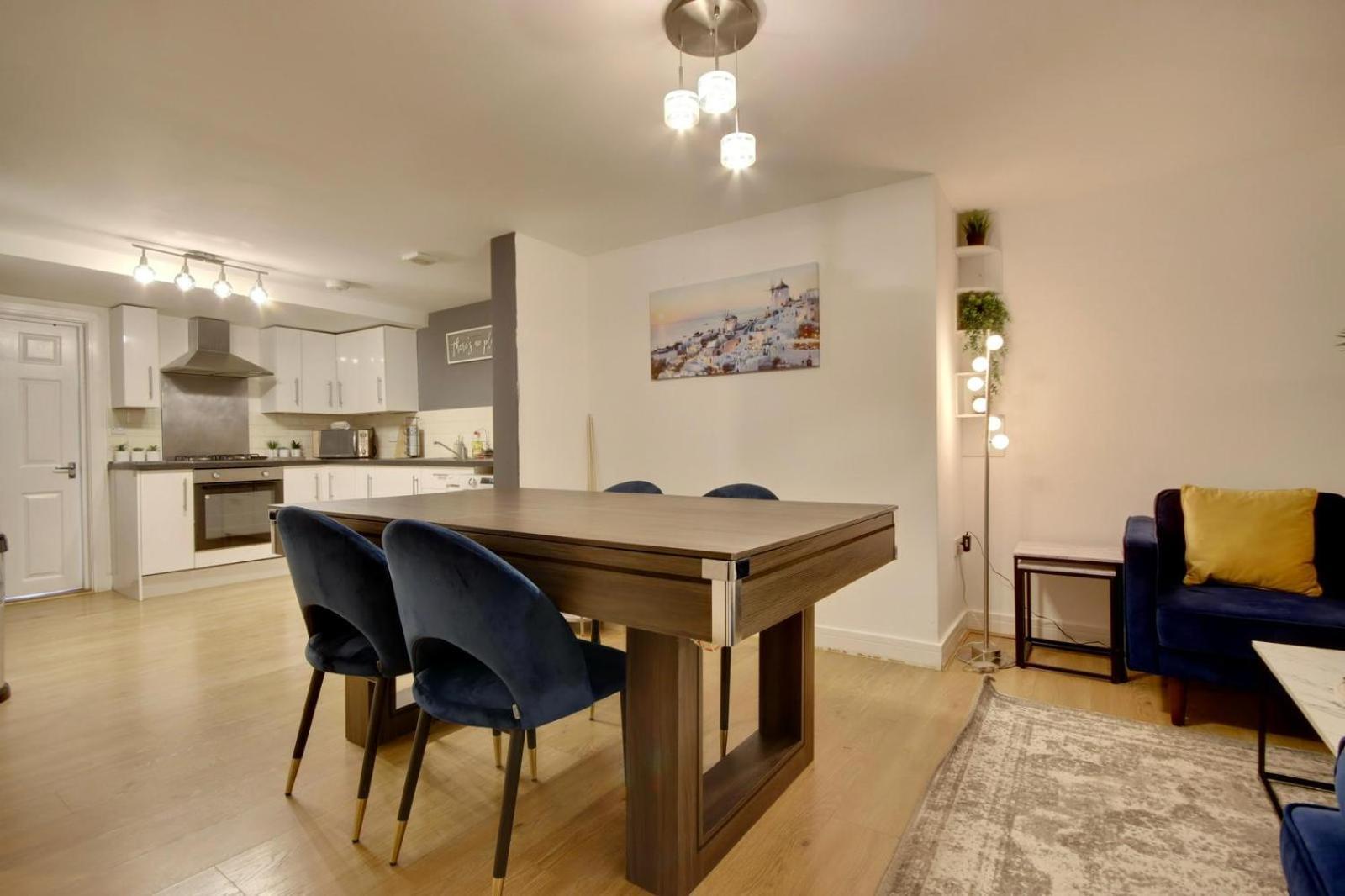 Southsea Getaway Apartment With Pool Table And Hot Tub 朴次茅斯 外观 照片